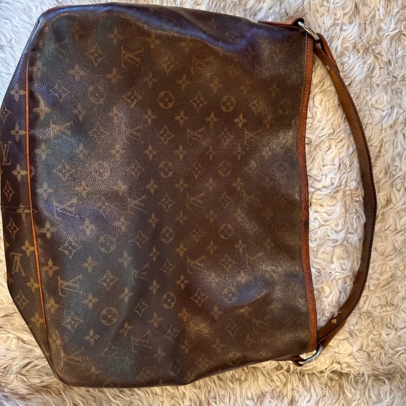 Louis Vuitton Paris Handbag/Totebag. Used condition. Needs to be cleaned inside - Picture 3 of 3